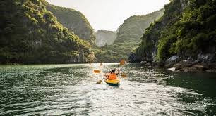 Adventure Tourism & Outdoor Experiences: The Thrill of Travel in 2025 🏞️